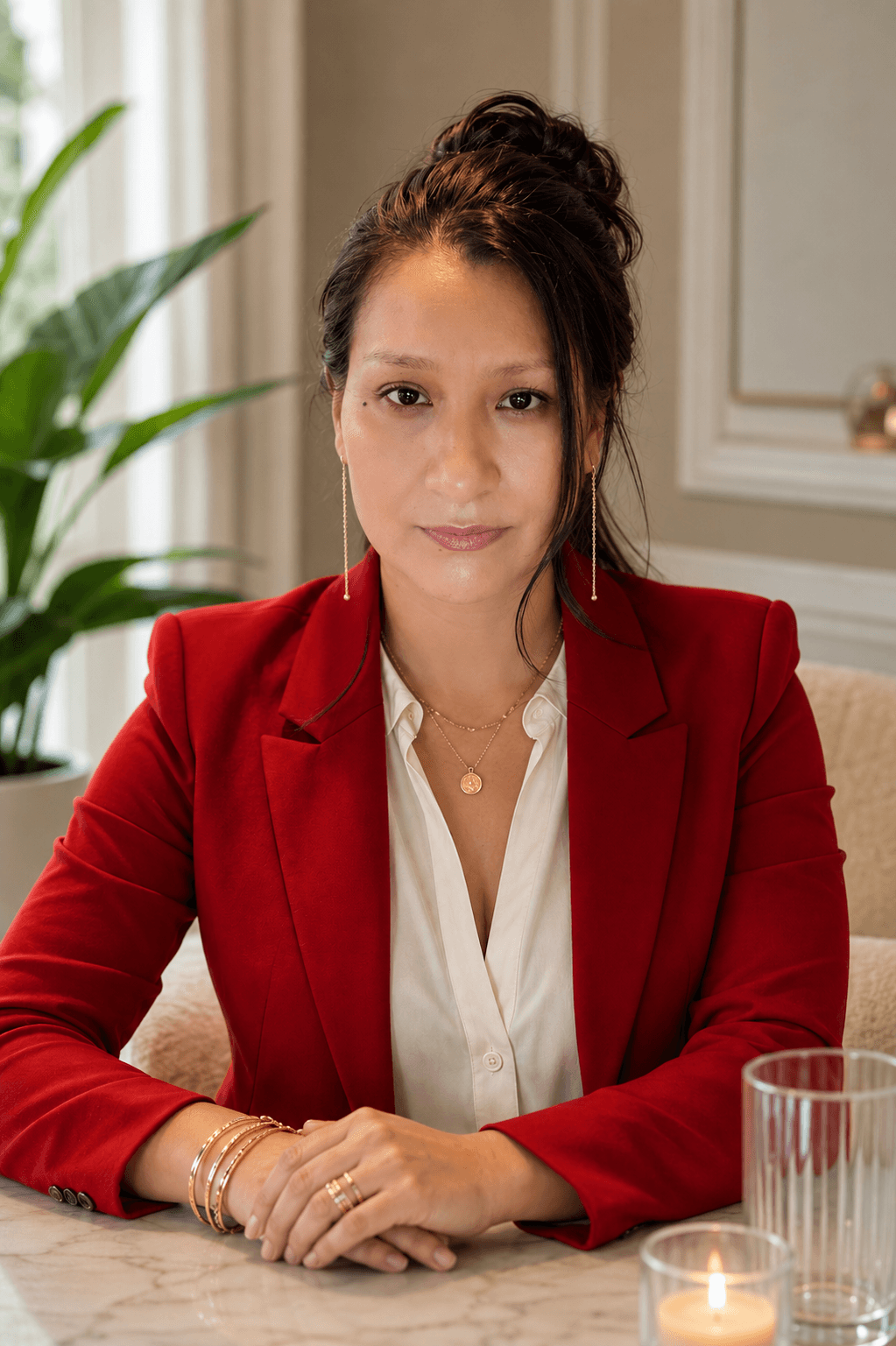 Eliana Rivadineira, terapeuta y consteladora familiar